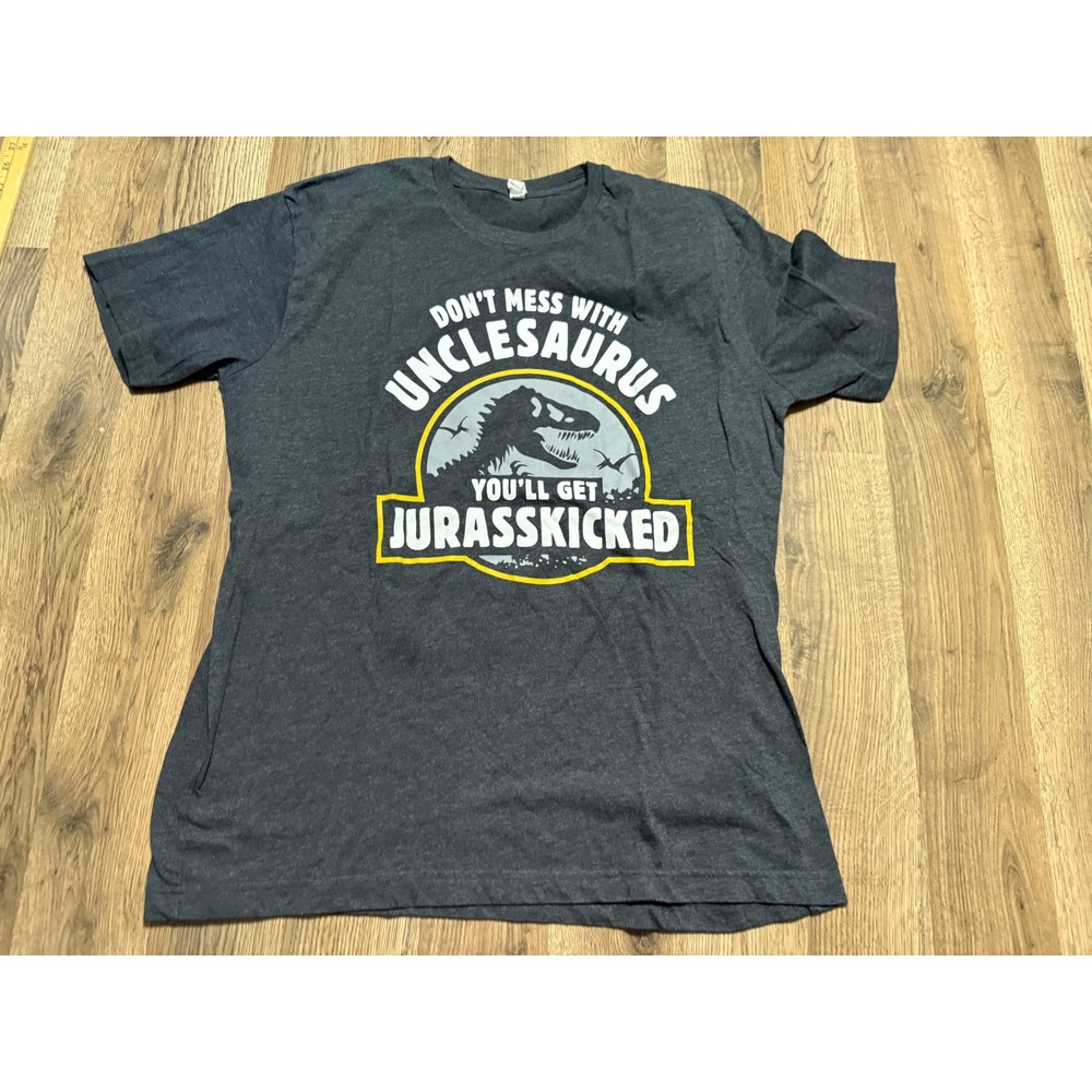 Live and Tell Unclesaurus T-Shirt Men Size L Charcoal Gray Jurasskicked Graphic